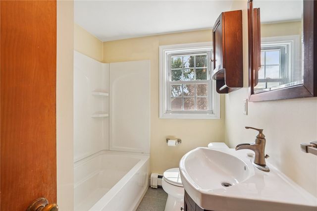 $390,000 | 398 Hillard Avenue, Warwick, RI 02886