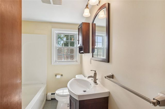 $390,000 | 398 Hillard Avenue, Warwick, RI 02886