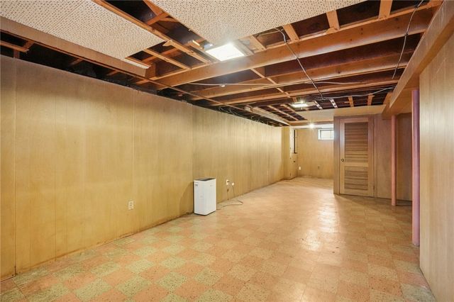 $390,000 | 398 Hillard Avenue, Warwick, RI 02886