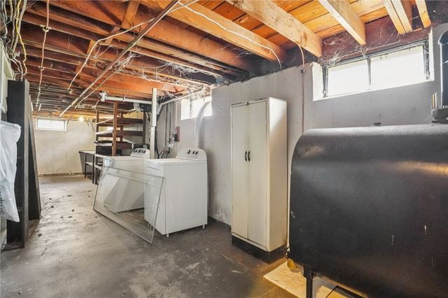 $390,000 | 398 Hillard Avenue, Warwick, RI 02886