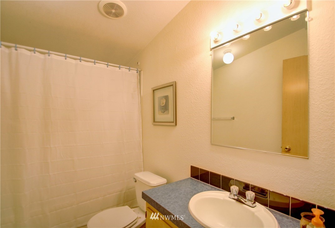 23489 Bassett Road Sedro-Woolley, WA 98284 - Photo 12 of 24 Gallery Image 12