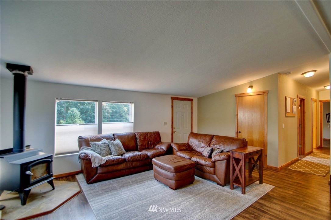 23489 Bassett Road Sedro-Woolley, WA 98284 - Photo 7 of 24 Gallery Image 7