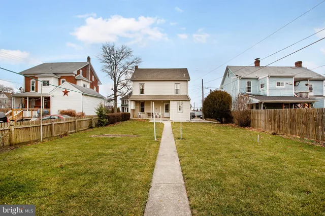 $274,900 | 504 North Street, McSherrystown, PA 17344