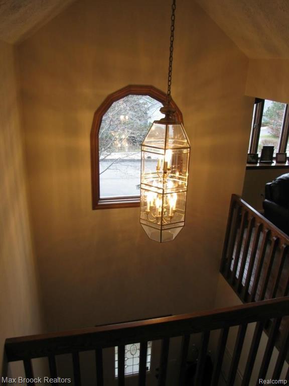 6601 Ridgeview Drive, Unit 17 Clarkston, MI 48346 - Photo 3 of 28