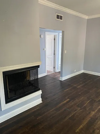 751 West California Terrace, Unit 2 Chicago, IL 60657 - Photo 3 of 15