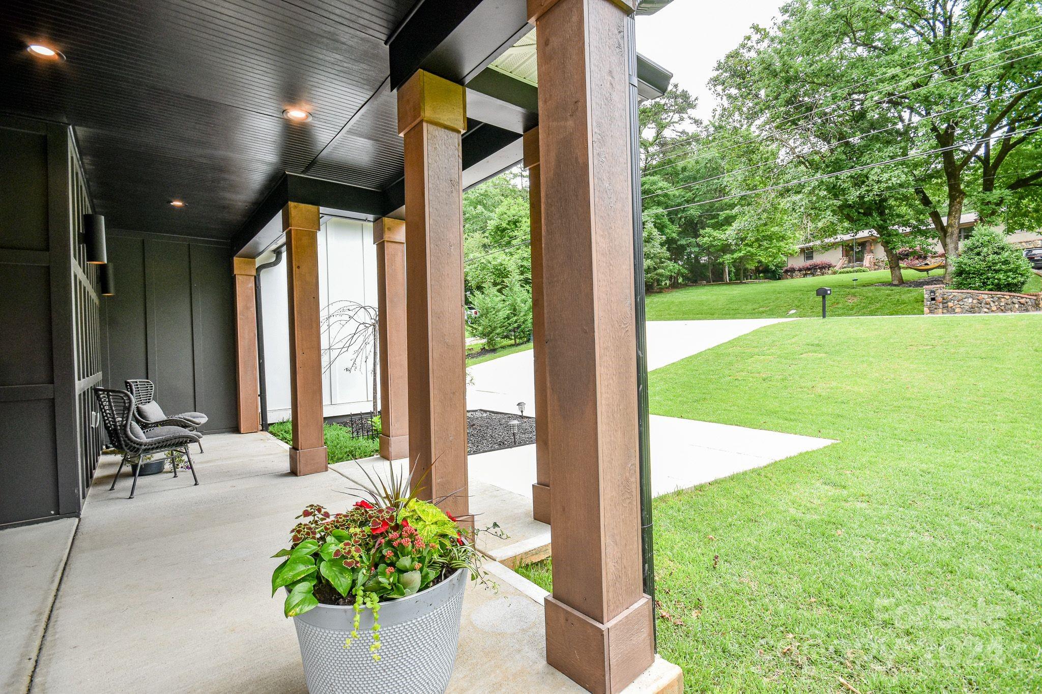 322 Mountainview Drive Charlotte, NC 28270 - Photo 4 of 47 a view of an interior of the house