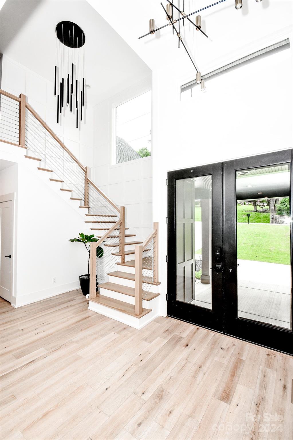 322 Mountainview Drive Charlotte, NC 28270 - Photo 7 of 47 a view of a entryway