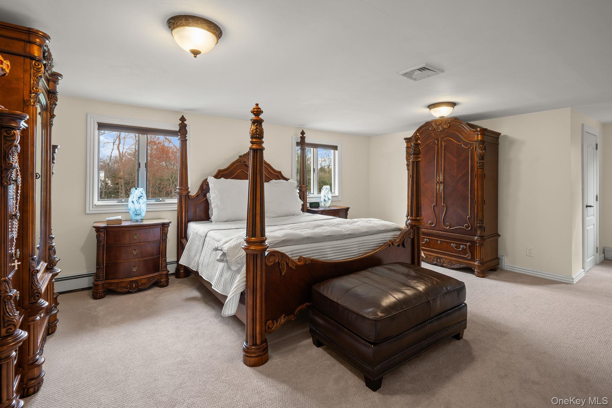 431 Woodbury Road Cold Spring Harbor, NY 11724 - Photo 16 of 26