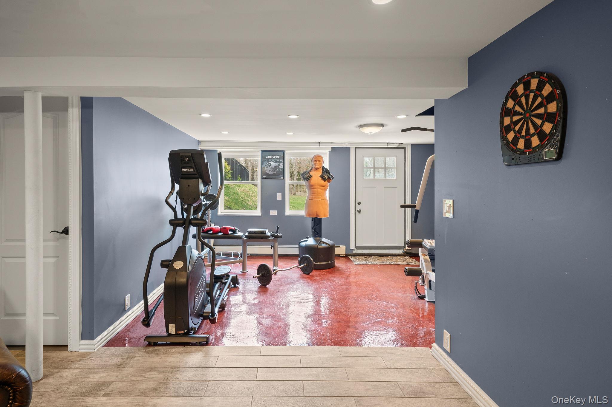 431 Woodbury Road Cold Spring Harbor, NY 11724 - Photo 21 of 26