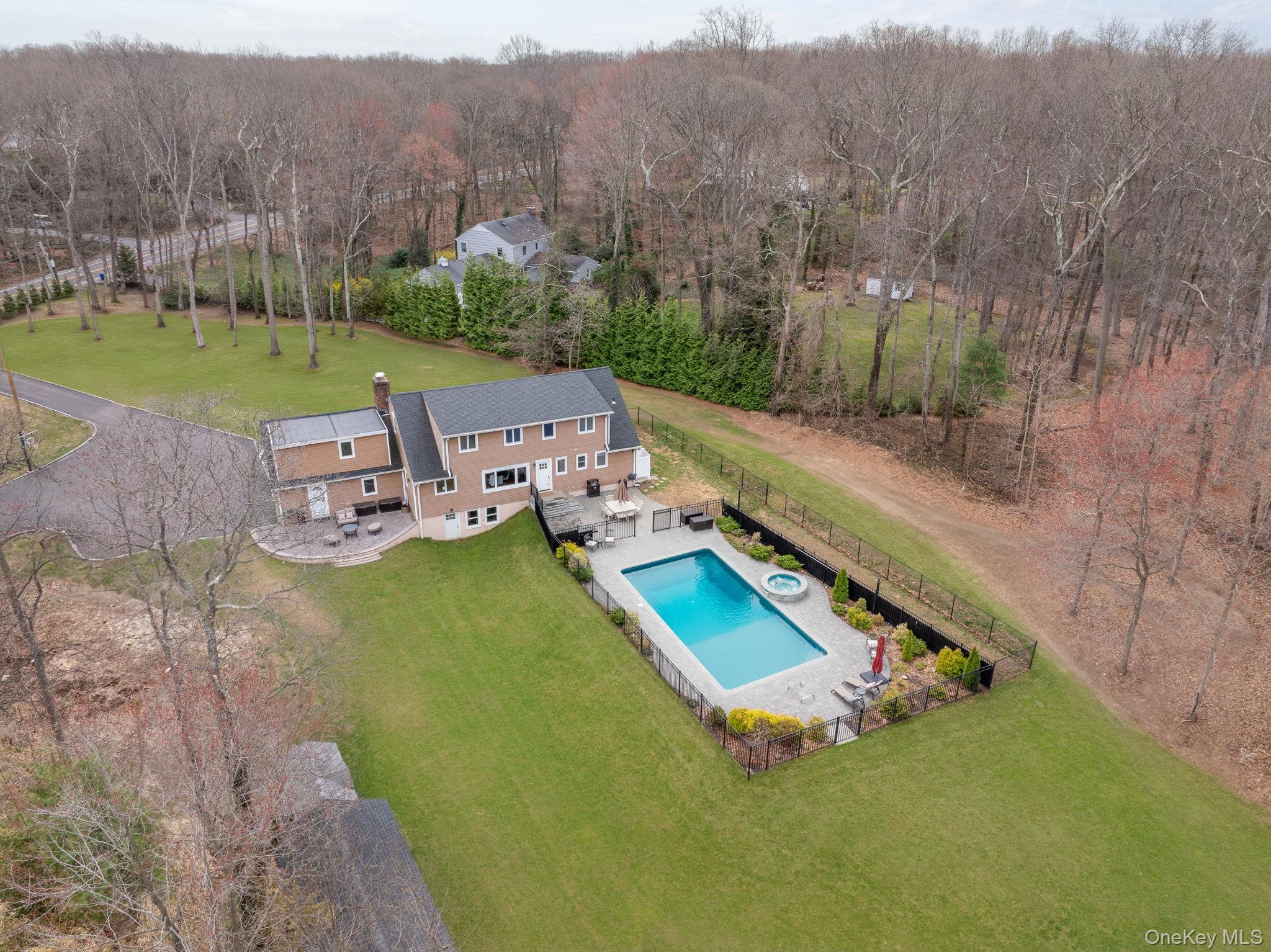 431 Woodbury Road Cold Spring Harbor, NY 11724 - Photo 24 of 24