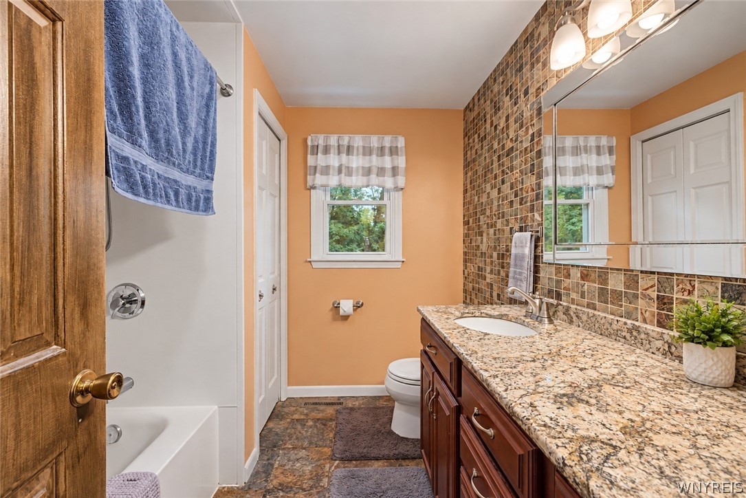 6701 North Canal Road Lockport Town, NY 14094 - Photo 24 of 34 Gallery Image 24