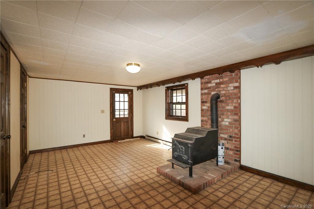 1719 Cb Eller School Road Elkin, NC 28621 - Photo 19 of 25 Gallery Image 19