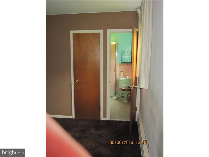 147 County Line Road Southampton, PA 18966 - Photo 7 of 12 Master Bathroom