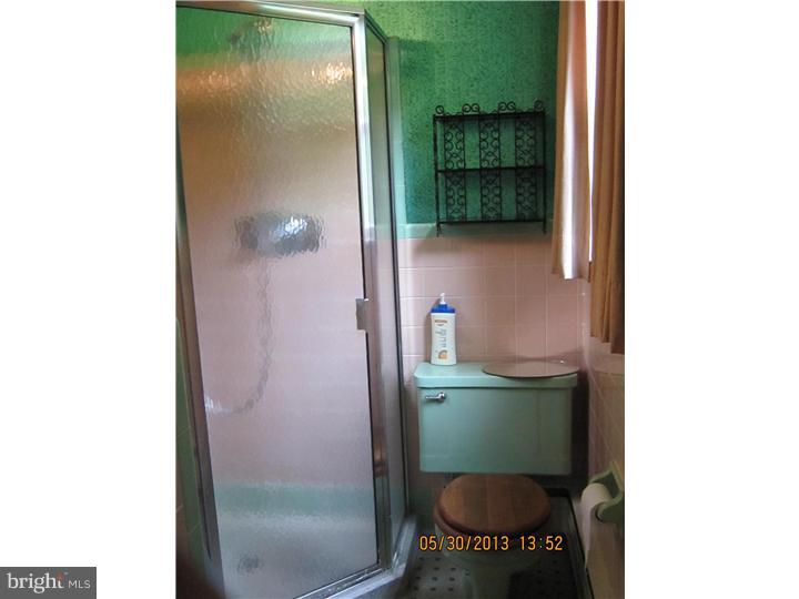 147 County Line Road Southampton, PA 18966 - Photo 8 of 12 Master Bathroom