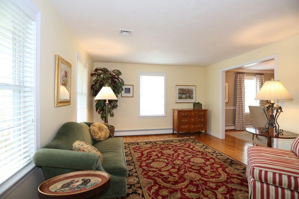 167 Parker Street Maynard, MA 01754 - Photo 3 of 28 Gallery Image 3