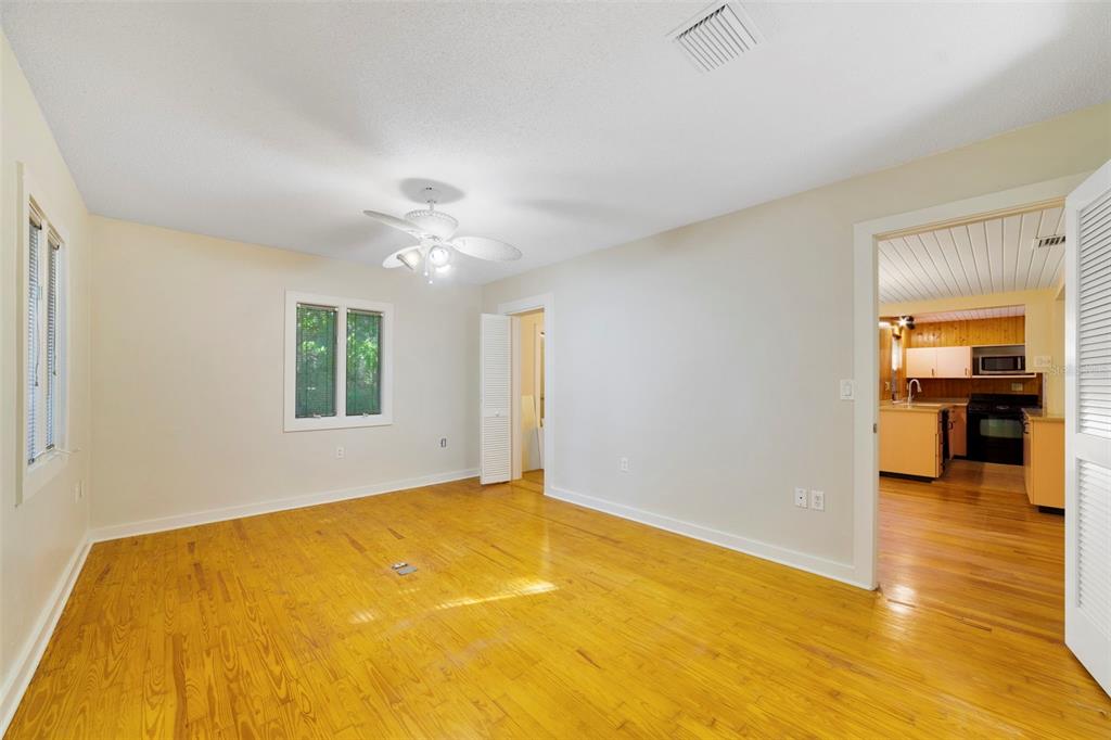 809 Wilson Avenue Leesburg, FL 34748 - Photo 11 of 20
