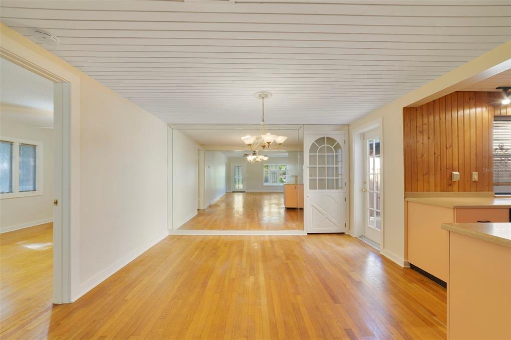 809 Wilson Avenue Leesburg, FL 34748 - Photo 5 of 20