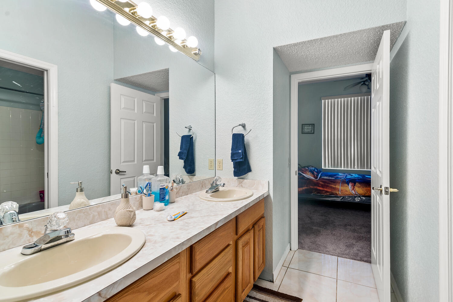 1170 Aviary Road Wellington, FL 33414 - Photo 12 of 15 1170 Aviary Rd-large-008-005-justin Lawr