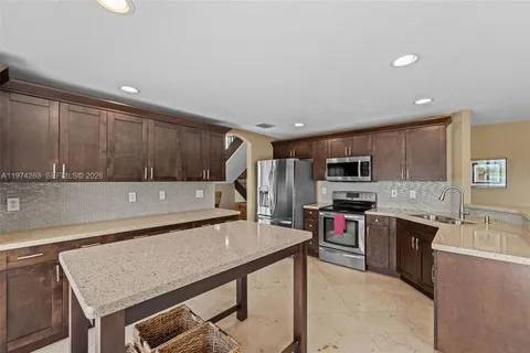 $935,000 | 4650 Northwest 109th Court, Doral, FL 33178