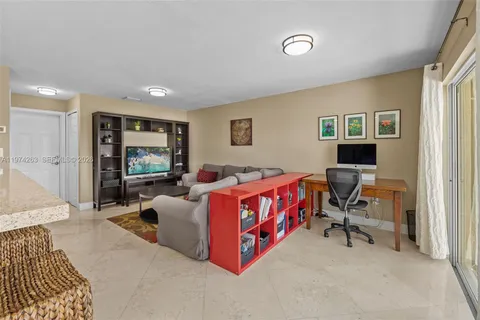 $935,000 | 4650 Northwest 109th Court, Doral, FL 33178