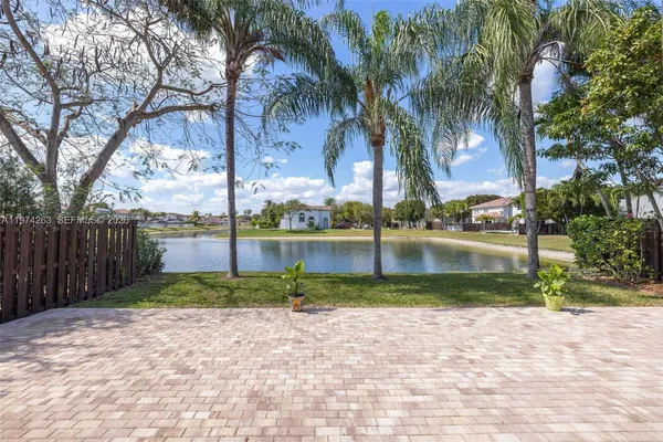 $935,000 | 4650 Northwest 109th Court, Doral, FL 33178