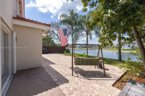 $935,000 | 4650 Northwest 109th Court, Doral, FL 33178