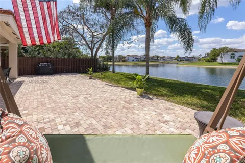 $935,000 | 4650 Northwest 109th Court, Doral, FL 33178