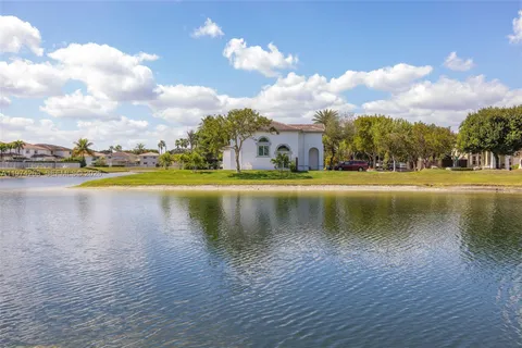 $935,000 | 4650 Northwest 109th Court, Doral, FL 33178