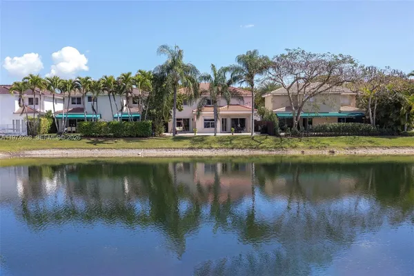 $935,000 | 4650 Northwest 109th Court, Doral, FL 33178