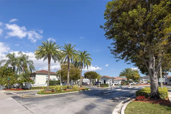 $935,000 | 4650 Northwest 109th Court, Doral, FL 33178
