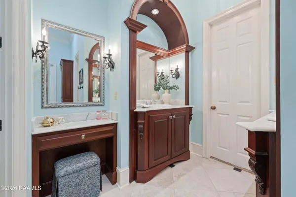 $1,425,000 | 109 Southwark Drive, Lafayette, LA 70508