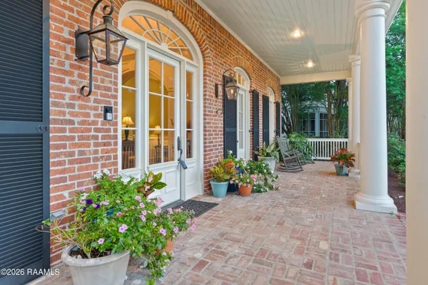 $1,425,000 | 109 Southwark Drive, Lafayette, LA 70508