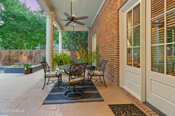 $1,425,000 | 109 Southwark Drive, Lafayette, LA 70508