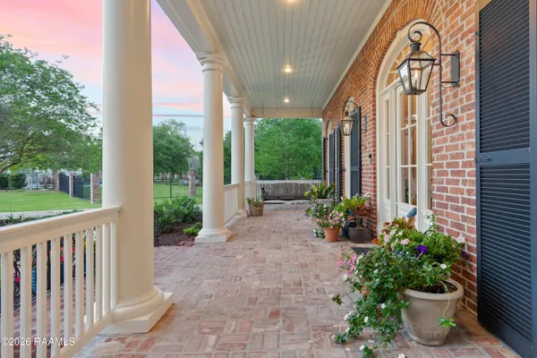 $1,425,000 | 109 Southwark Drive, Lafayette, LA 70508