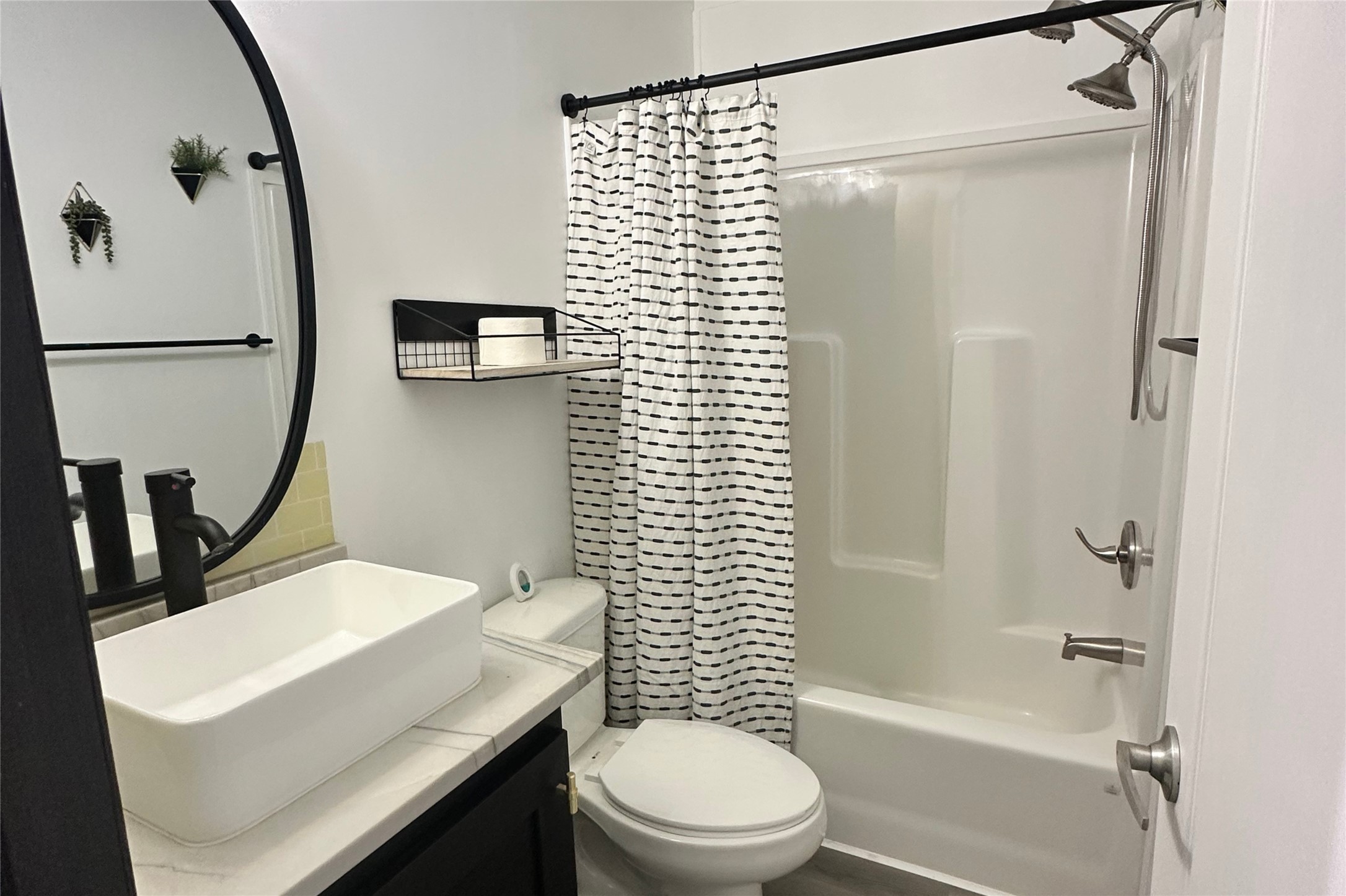 1601 East Slaughter Lane, Unit 464 Austin, TX 78747 - Photo 24 of 26 Shared Bathroom