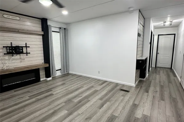 $1,700 | 1601 East Slaughter Lane, Unit 464, Austin, TX 78747