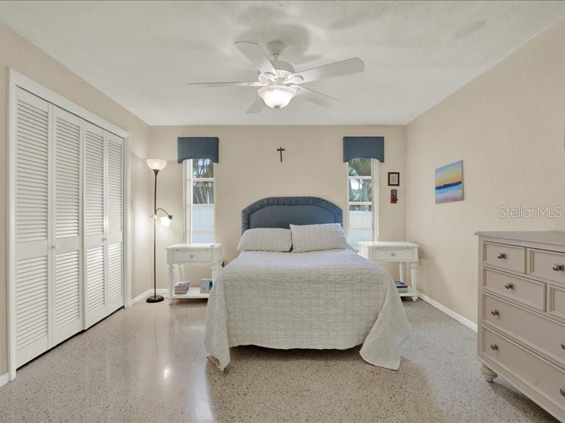 11235 Apache Place Largo, FL 33774 - Photo 19 of 34