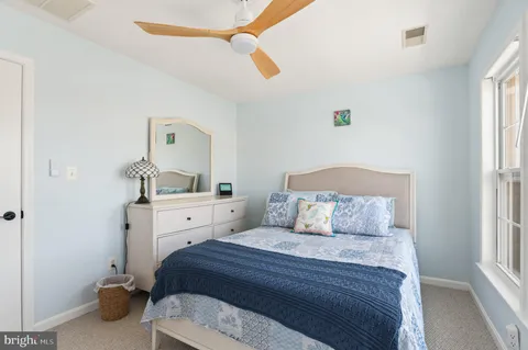 $535,000 | 41902 Diabase Square, Aldie, VA 20105