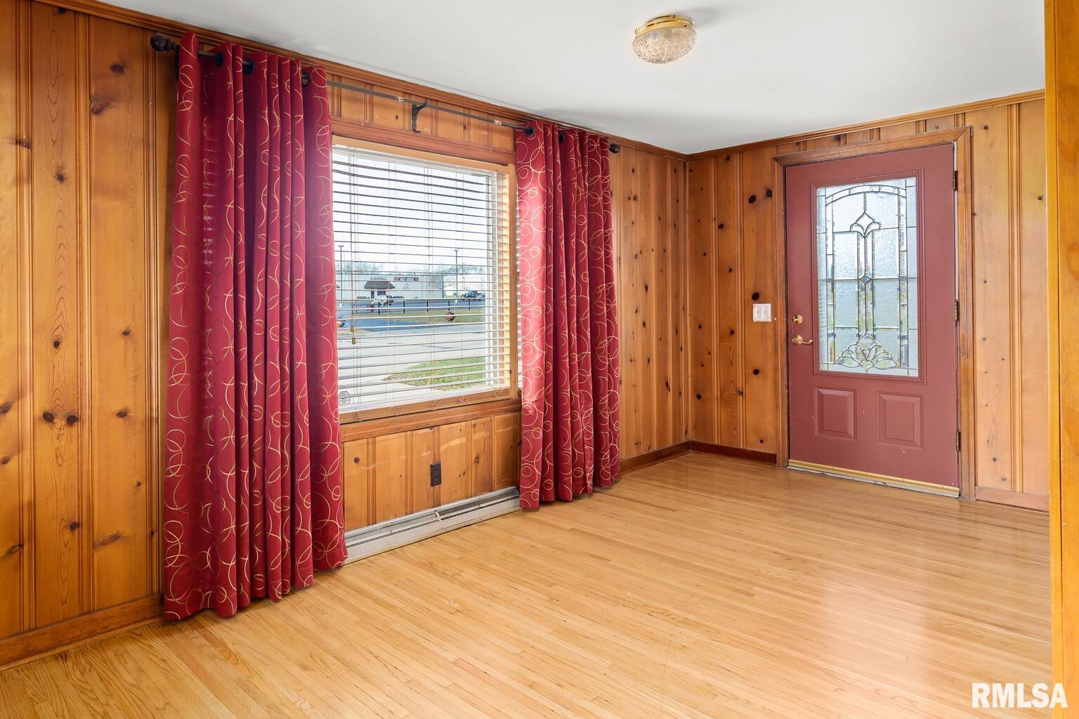 700 South Maxwell Road Peoria, IL 61607 - Photo 4 of 36