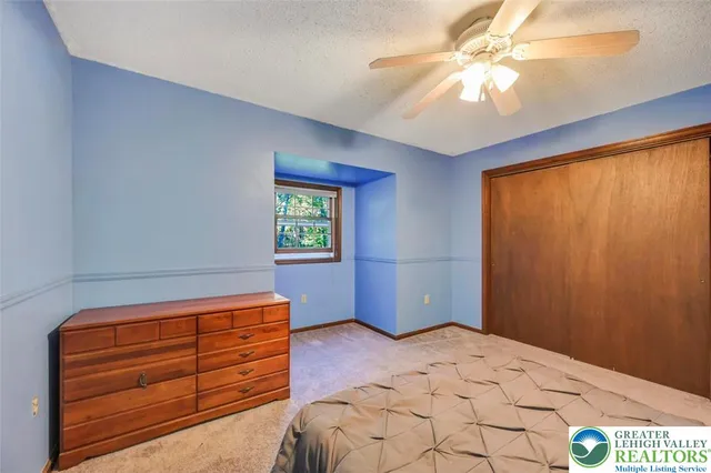 $459,999 | 205 Winding Way, Saylorsburg, PA 18353