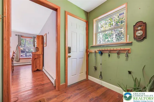 $459,999 | 205 Winding Way, Saylorsburg, PA 18353