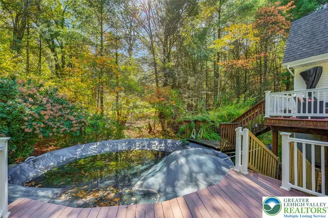 $459,999 | 205 Winding Way, Saylorsburg, PA 18353