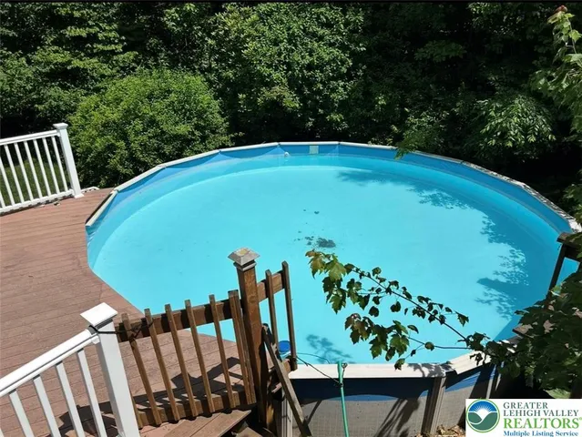 $459,999 | 205 Winding Way, Saylorsburg, PA 18353