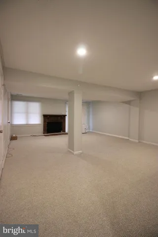 $2,700 | 311 Whitcliff Court, Gaithersburg, MD 20878