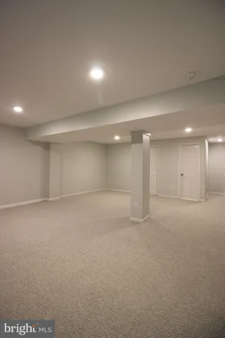 $2,700 | 311 Whitcliff Court, Gaithersburg, MD 20878