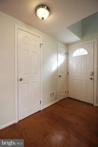 $2,700 | 311 Whitcliff Court, Gaithersburg, MD 20878