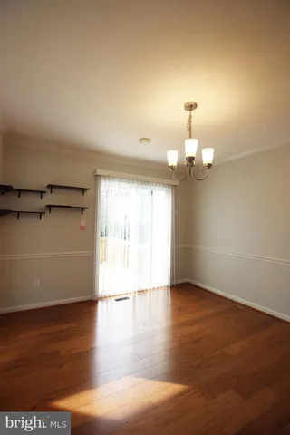 $2,700 | 311 Whitcliff Court, Gaithersburg, MD 20878