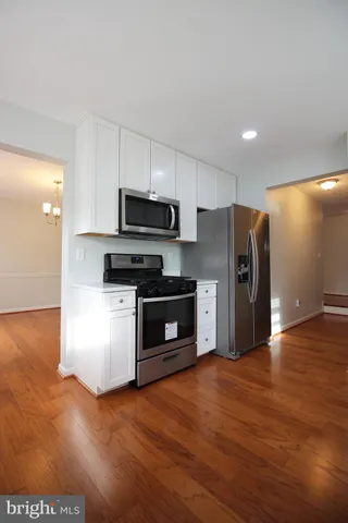 $2,700 | 311 Whitcliff Court, Gaithersburg, MD 20878