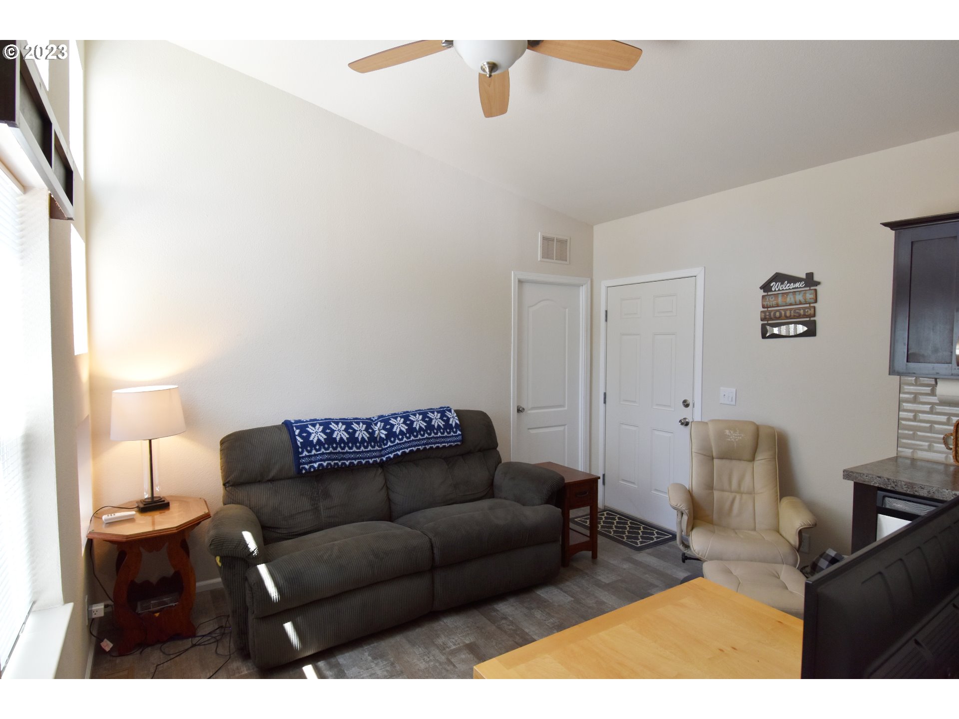 2180 North Lake Road Lakeside, OR 97449 - Photo 4 of 34 Gallery Image 4