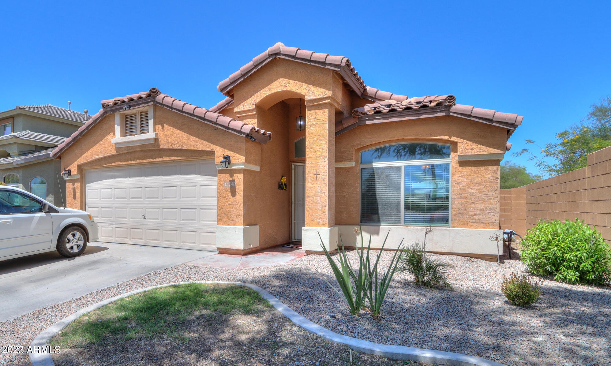 44740 West Applegate Road Maricopa, AZ 85139 - Photo 3 of 49 03